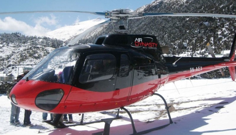 エベレストベースキャンプ ヘリコプターツアー