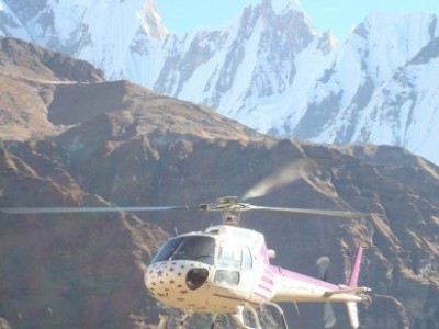アンナプルナベースキャンプ ヘリコプターツアー
