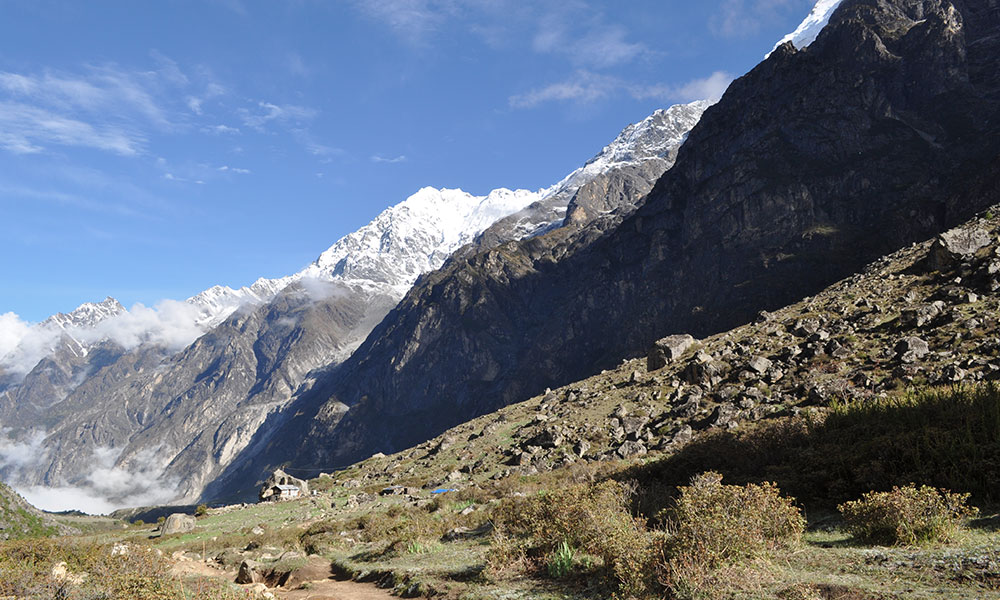 langtang valley trek difficulty 