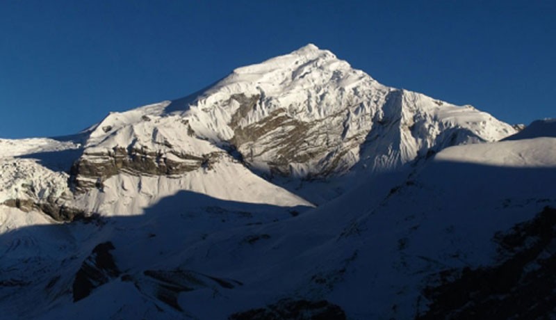 Chulu West Peak Climbing