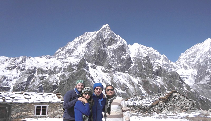 Everest Base Camp Trek with Chola and Renjo La Passes