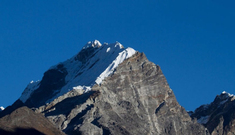 Lobuche Peak Climbing