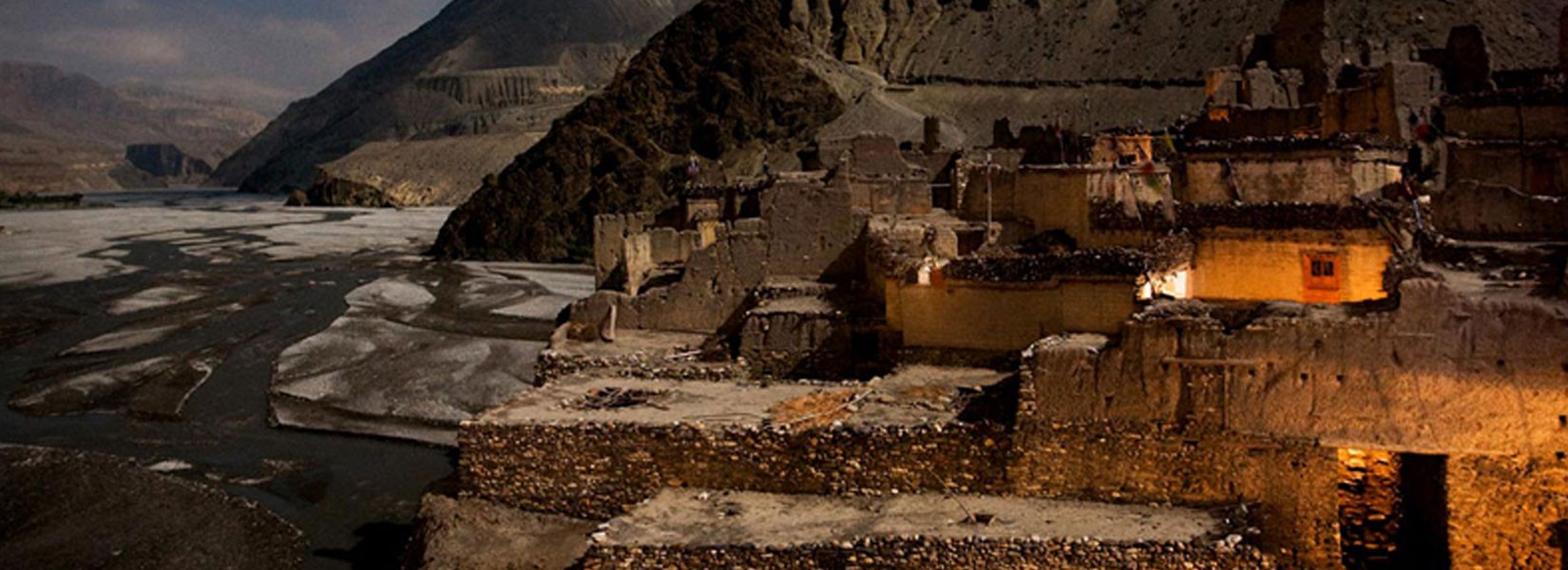 Mustang Trekking