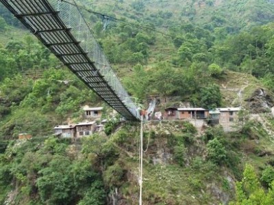 Bungee jumping in Nepal