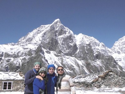 Everest Base Camp Trek with Chola and Renjo La Passes
